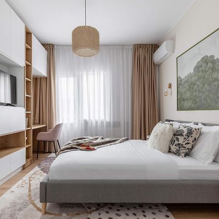 Holt - Out Of The Woods Apartment Bukares Bagian luar foto