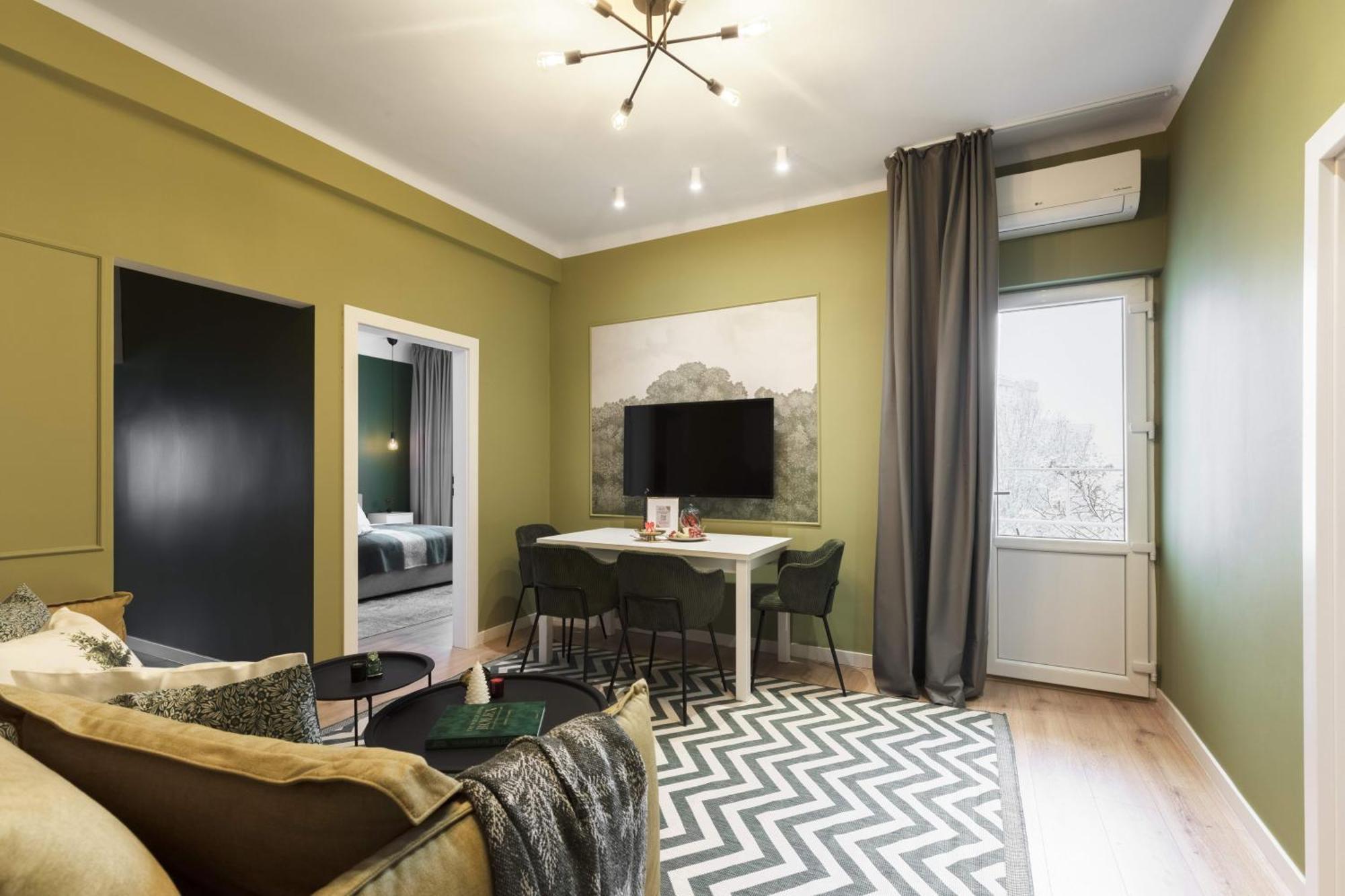 Holt - Out Of The Woods Apartment Bukares Bagian luar foto