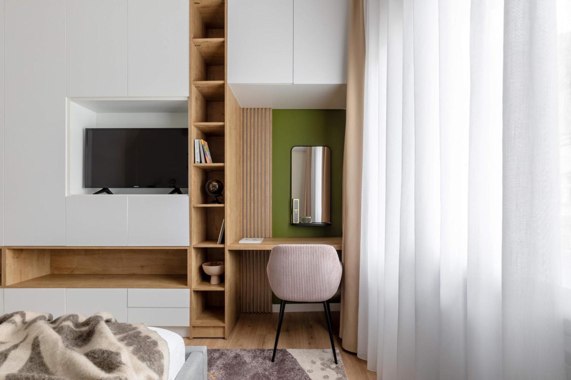 Holt - Out Of The Woods Apartment Bukares Bagian luar foto