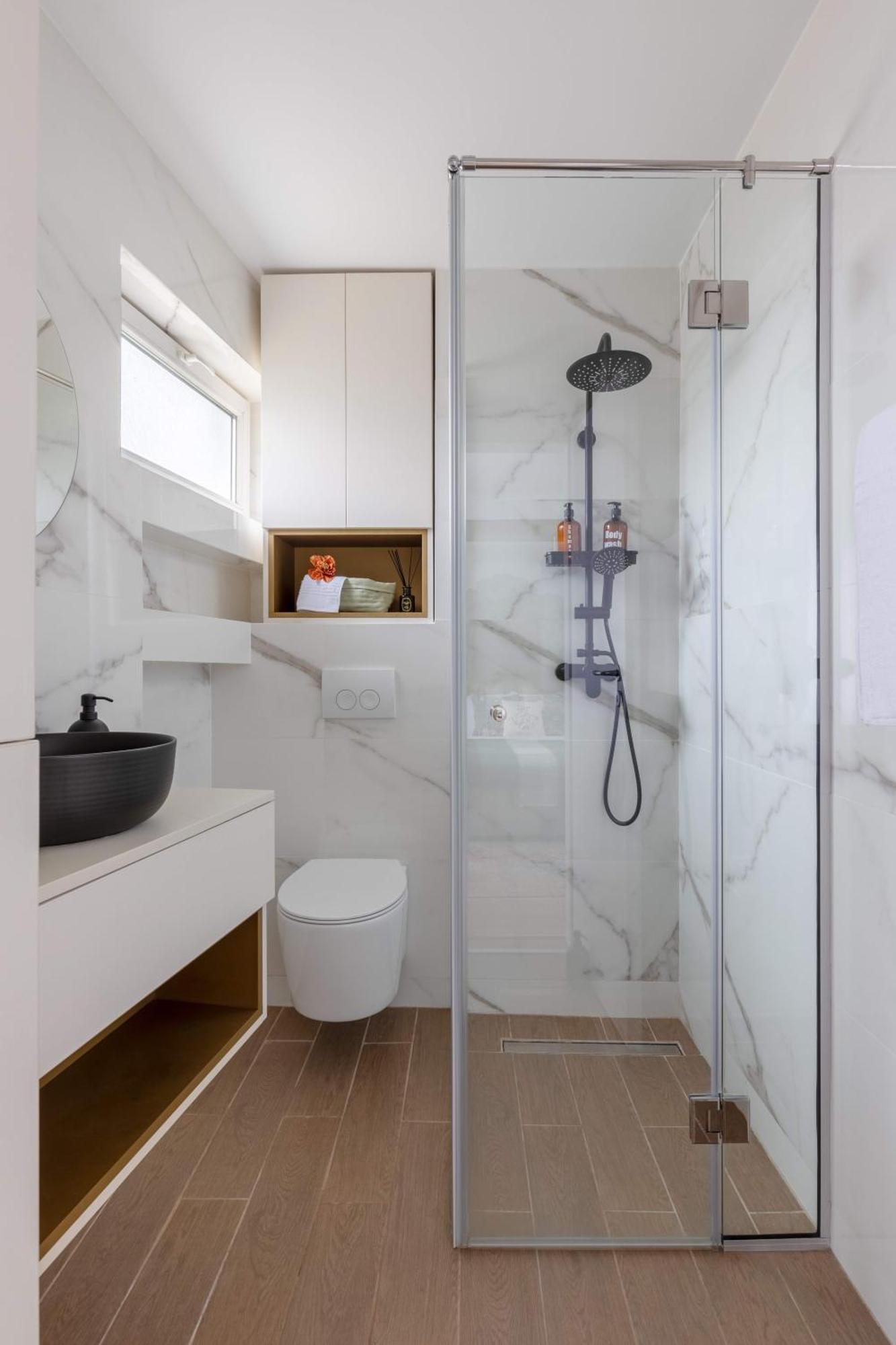 Holt - Out Of The Woods Apartment Bukares Bagian luar foto