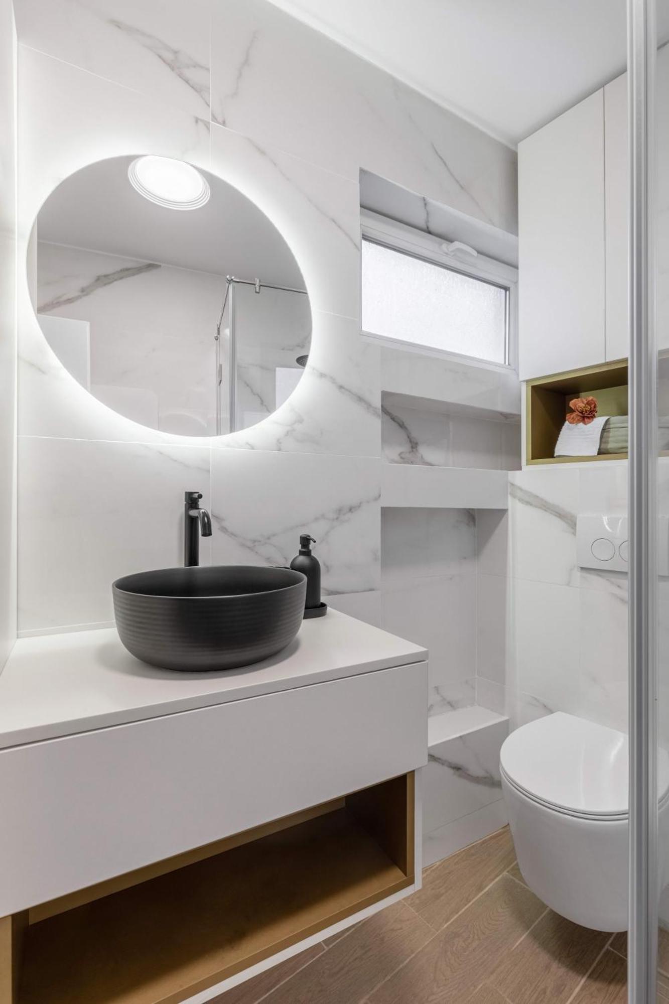 Holt - Out Of The Woods Apartment Bukares Bagian luar foto
